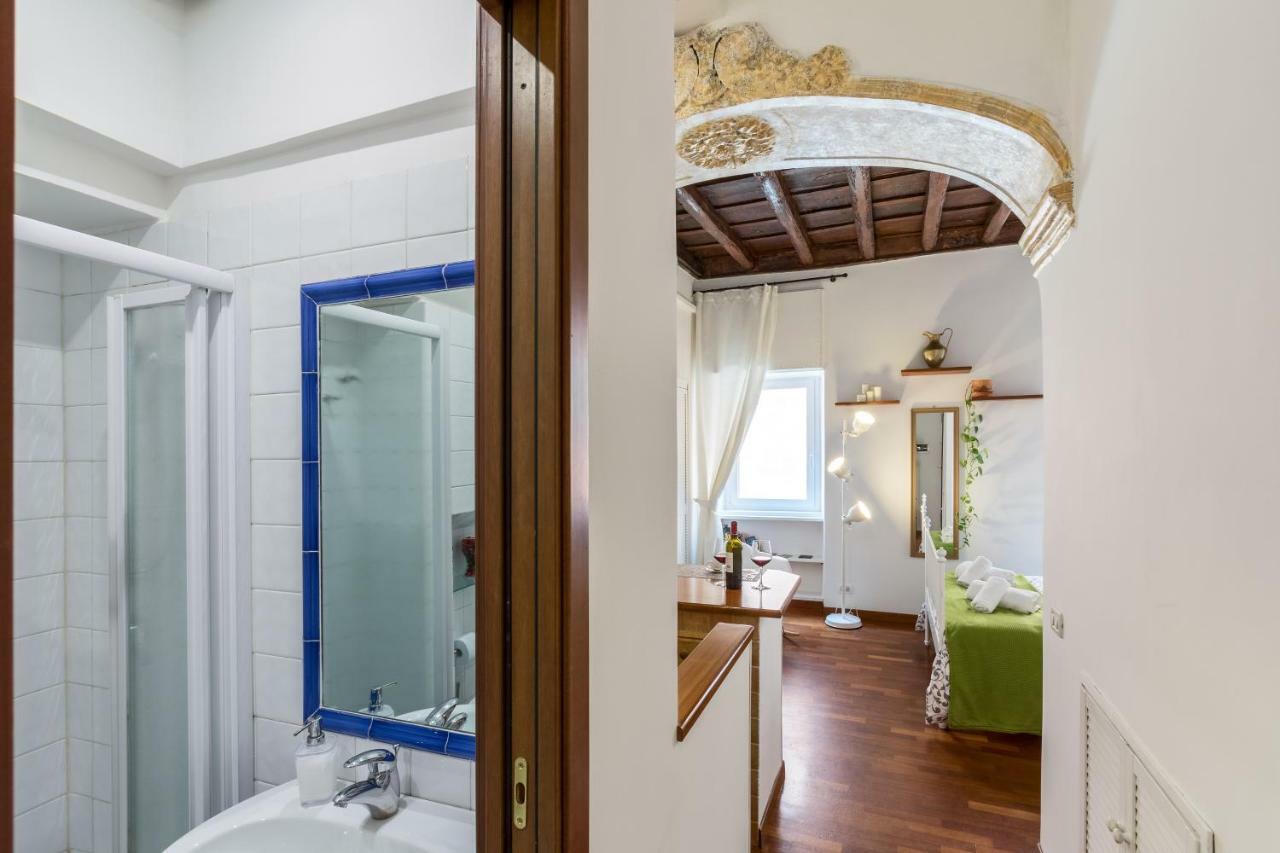 Enchanting Loft In Trastevere Roma Eksteriør bilde
